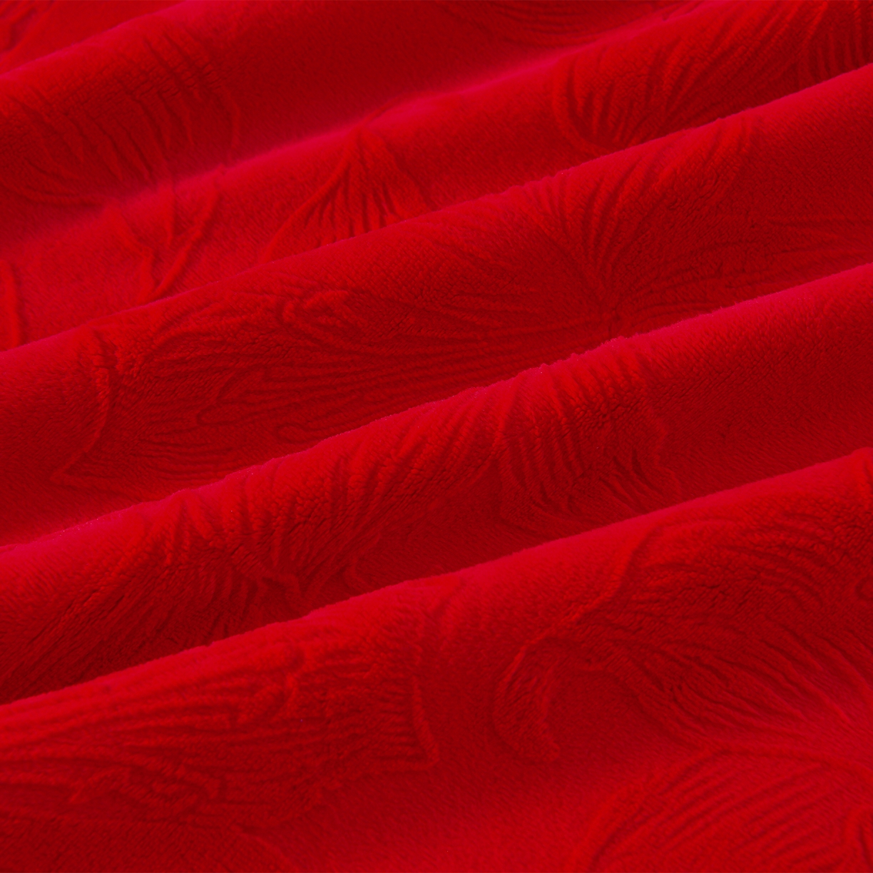 91家纺网 家纺一手货源 找家纺 苏迪网销供货 2025新款牛奶绒四件套A类高克重全消光雕花一字绣工艺款 百合-大红