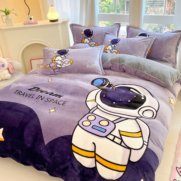 91家纺网 家纺一手货源 找家纺 喜梦缘 2025年新款大版小版卡通牛奶绒四件套 太空漫步