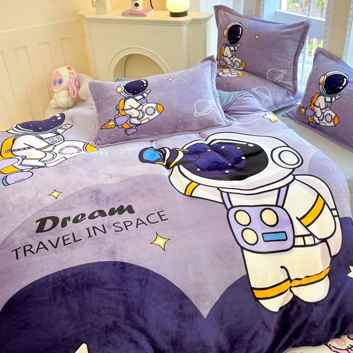 91家纺网 家纺一手货源 找家纺 喜梦缘 2025年新款大版小版卡通牛奶绒四件套 太空漫步