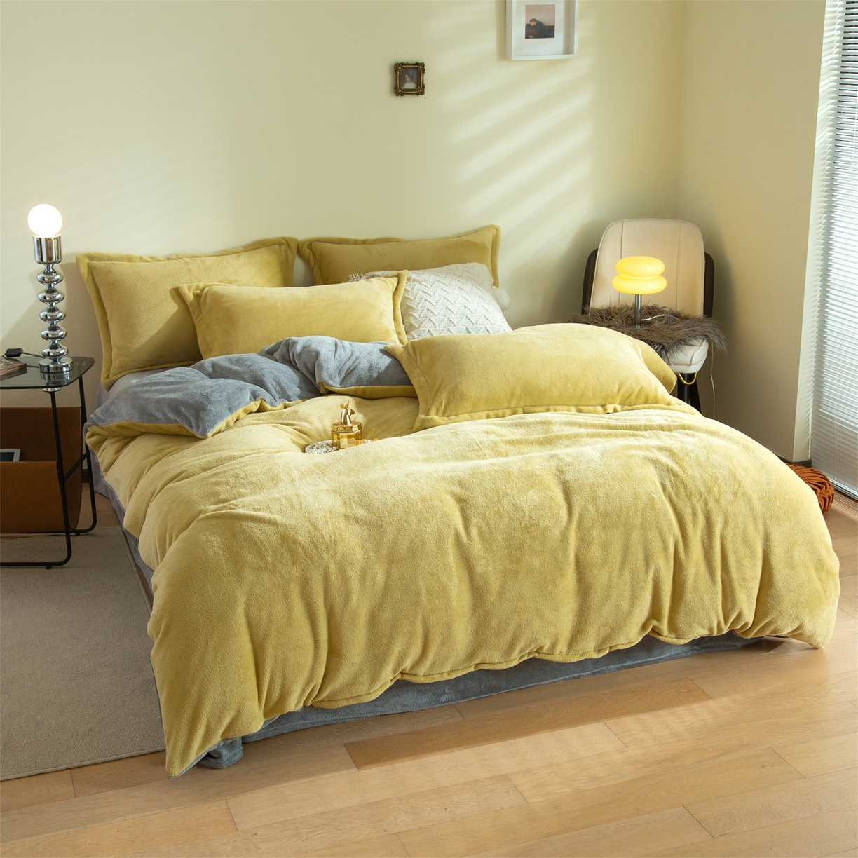 91家纺网 家纺一手货源 找家纺 兰紫橙家纺 2025新款双面绒纯色双拼牛奶绒四件套 奶油黄+浅灰