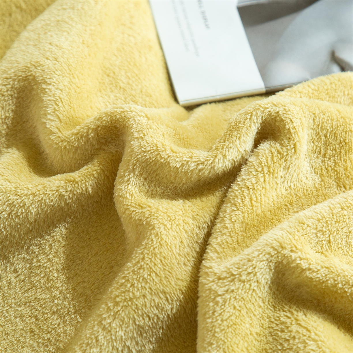 91家纺网 家纺一手货源 找家纺 兰紫橙家纺 2025新款双面绒纯色双拼牛奶绒四件套 奶油黄+浅灰