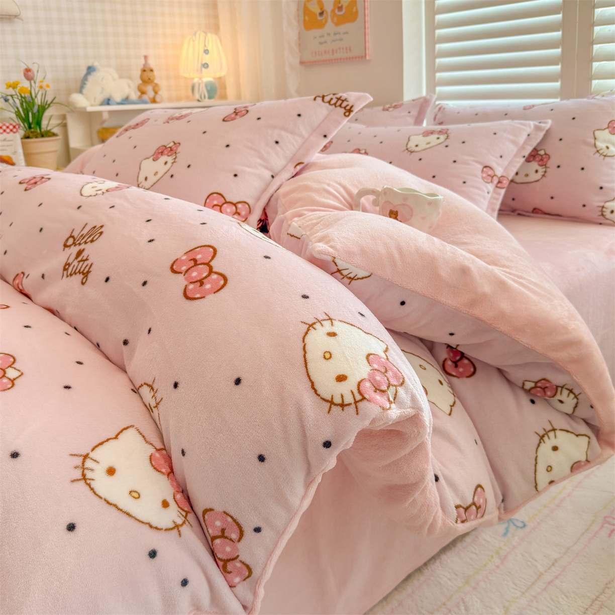 名兮家居 2025新款经典奥特曼-三丽鸥高克重牛奶绒四件套 美美kt