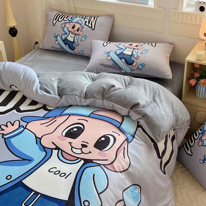 91家纺网 家纺一手货源 找家纺 喜梦缘 2025年新款大版小版卡通牛奶绒四件套 小酷仔