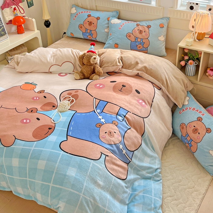 91家纺网 家纺一手货源 找家纺 喜梦缘 2025年新款大版小版卡通牛奶绒四件套 小獭宝