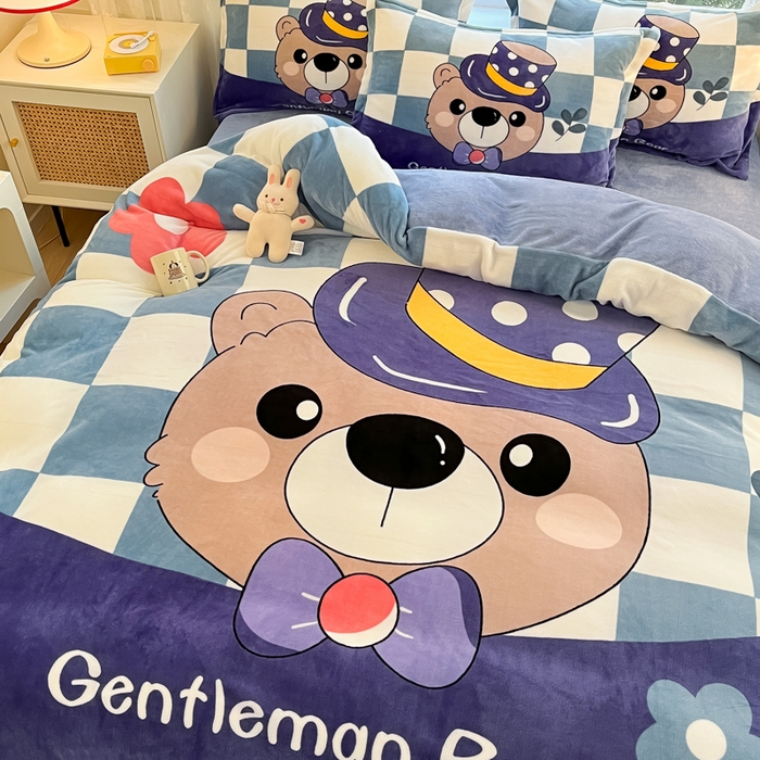 91家纺网 家纺一手货源 找家纺 喜梦缘 2025年新款大版小版卡通牛奶绒四件套 熊先生