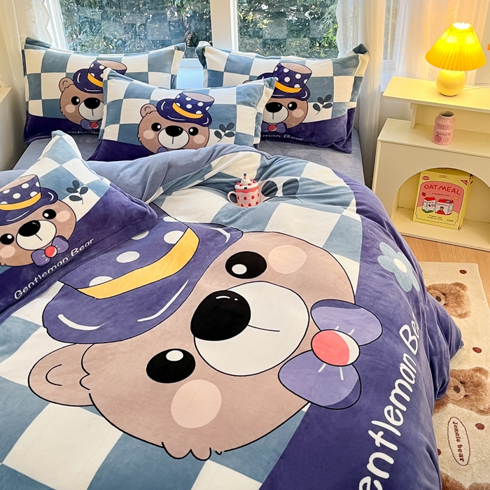 91家纺网 家纺一手货源 找家纺 喜梦缘 2025年新款大版小版卡通牛奶绒四件套 熊先生