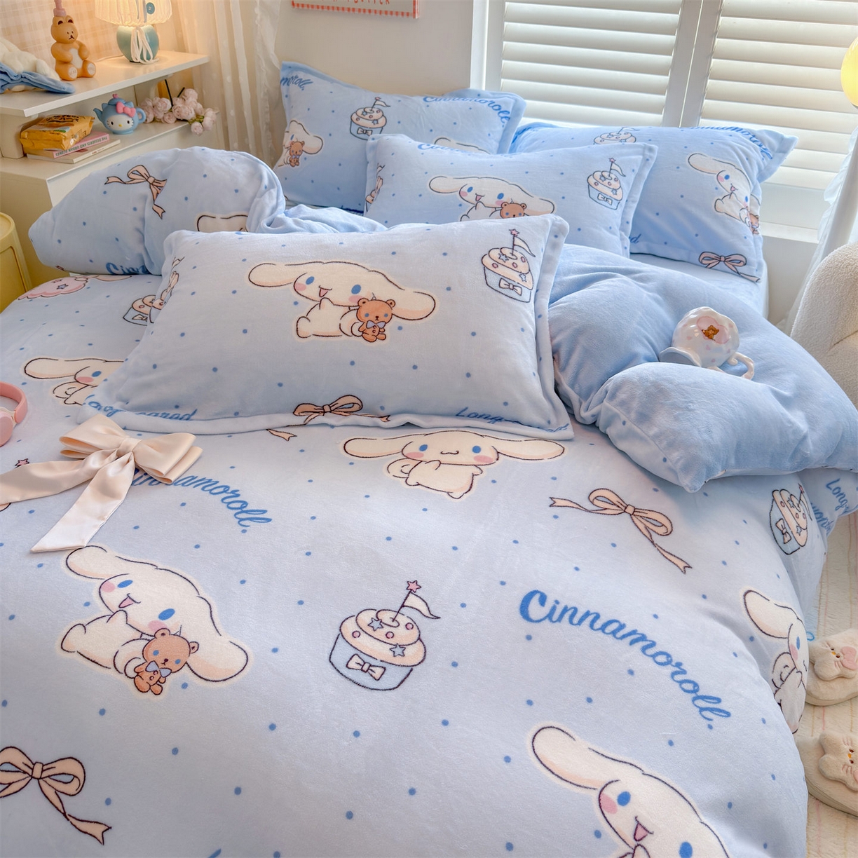 91家纺网 家纺一手货源 找家纺 名兮家居 2025新款经典奥特曼-三丽鸥高克重牛奶绒四件套 甜品大耳狗