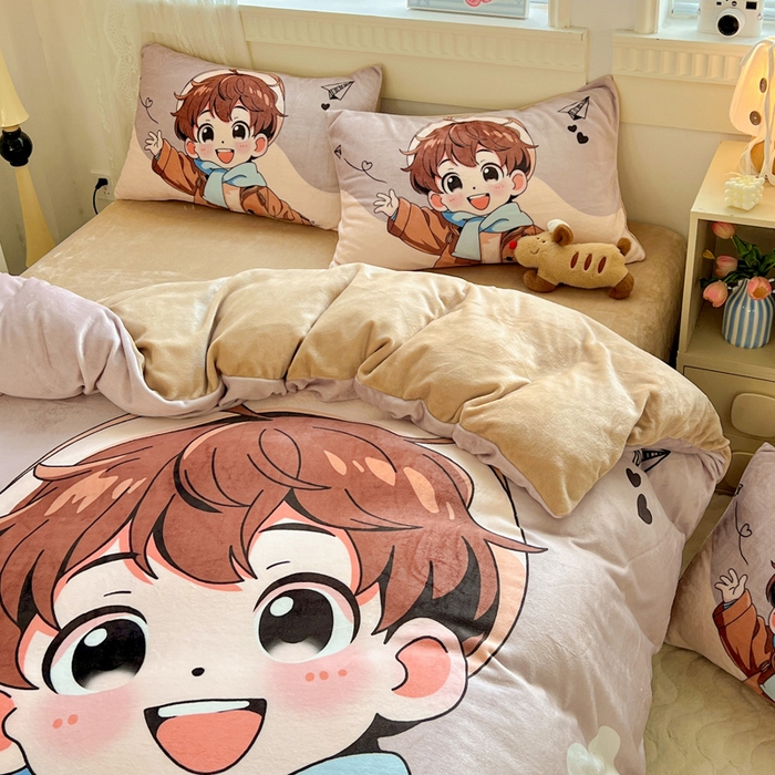 91家纺网 家纺一手货源 找家纺 喜梦缘 2025年新款大版小版卡通牛奶绒四件套 阳光男孩