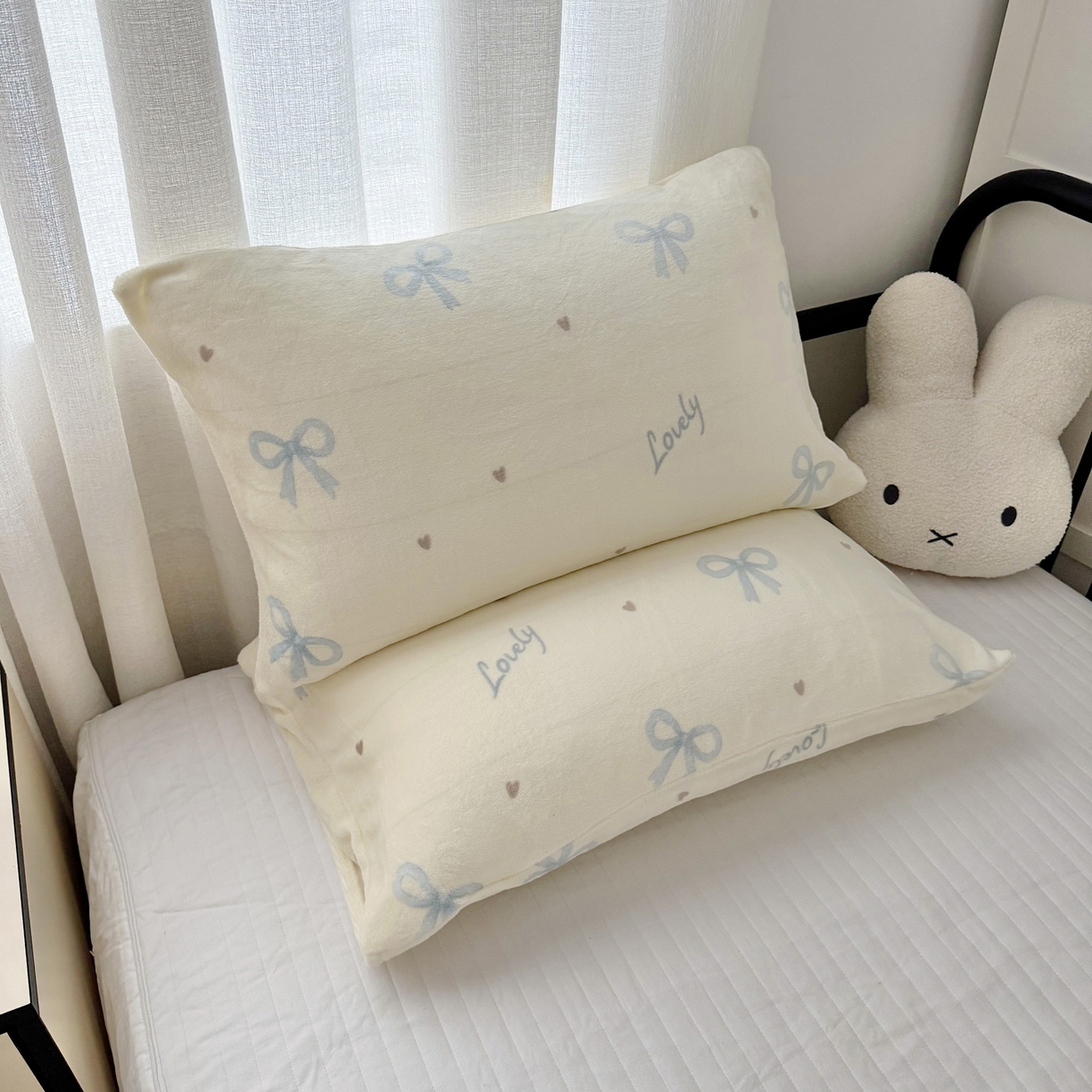 91家纺网 家纺一手货源 找家纺 航途席业 2025新款200g牛奶绒羊羔绒毛毯 蓝色蝴蝶结