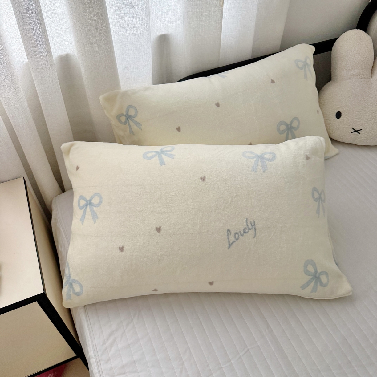 91家纺网 家纺一手货源 找家纺 航途席业 2025新款200g牛奶绒羊羔绒毛毯 蓝色蝴蝶结