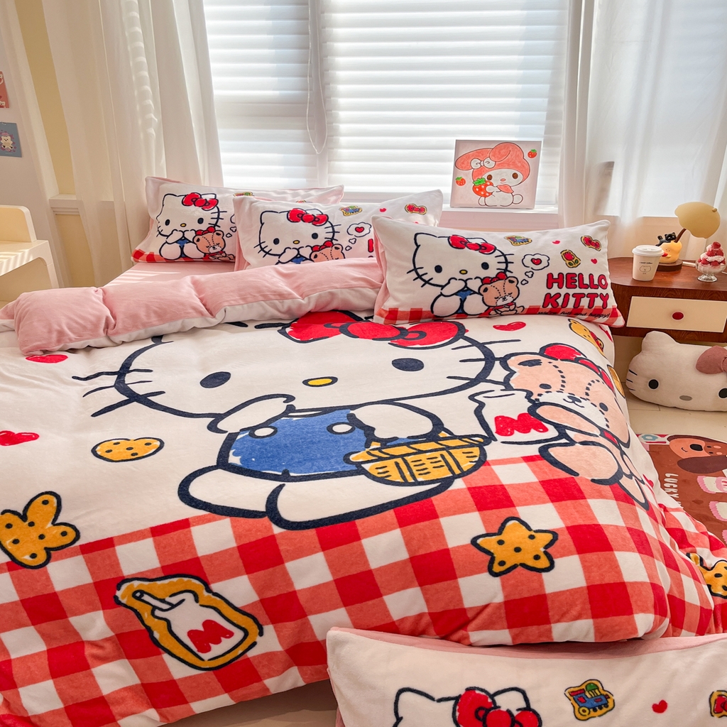 91家纺网 家纺一手货源 找家纺 金爱家 2025新品正版三丽鸥授权大版卡通平网数码印花加厚高克重牛奶绒系列四件套 绒大版-甜心kt