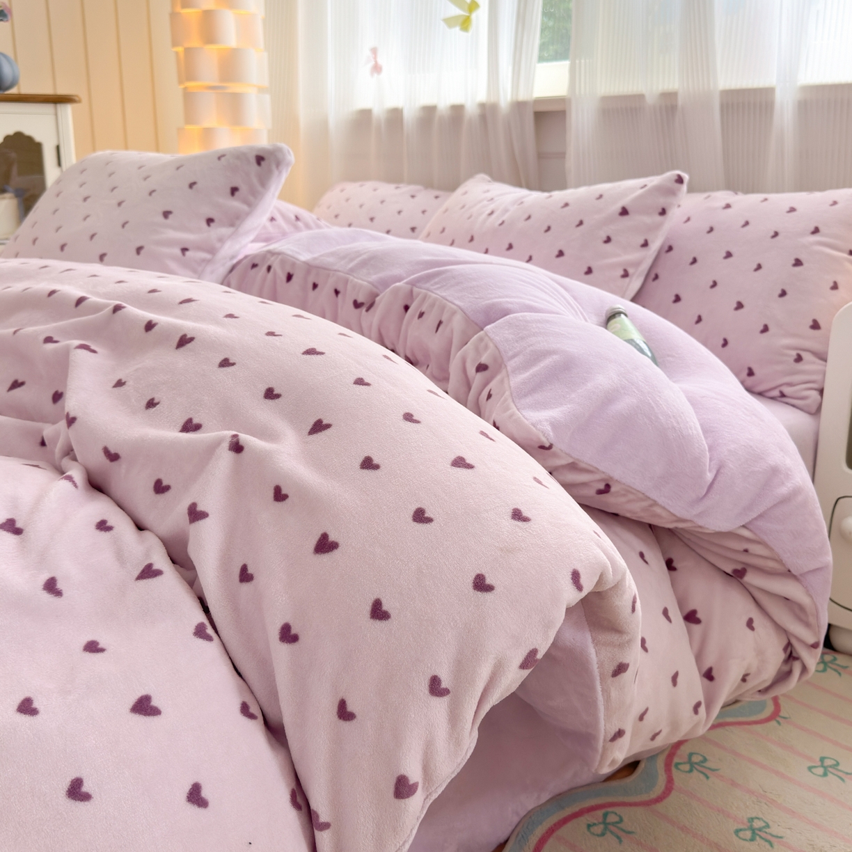 91家纺网 家纺一手货源 找家纺 （总）德比尔斯 2025新款暗合印花牛奶绒四件套