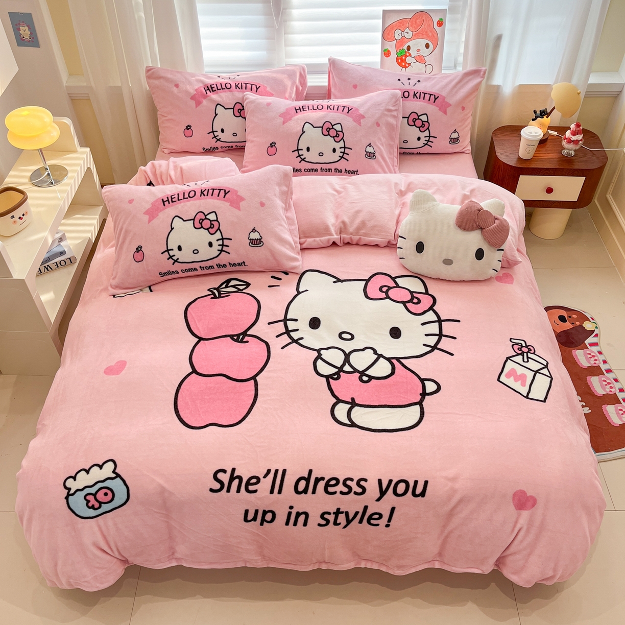 91家纺网 家纺一手货源 找家纺 金爱家 2025新品正版三丽鸥授权大版卡通平网数码印花加厚高克重牛奶绒系列四件套 绒大版-可爱kt猫