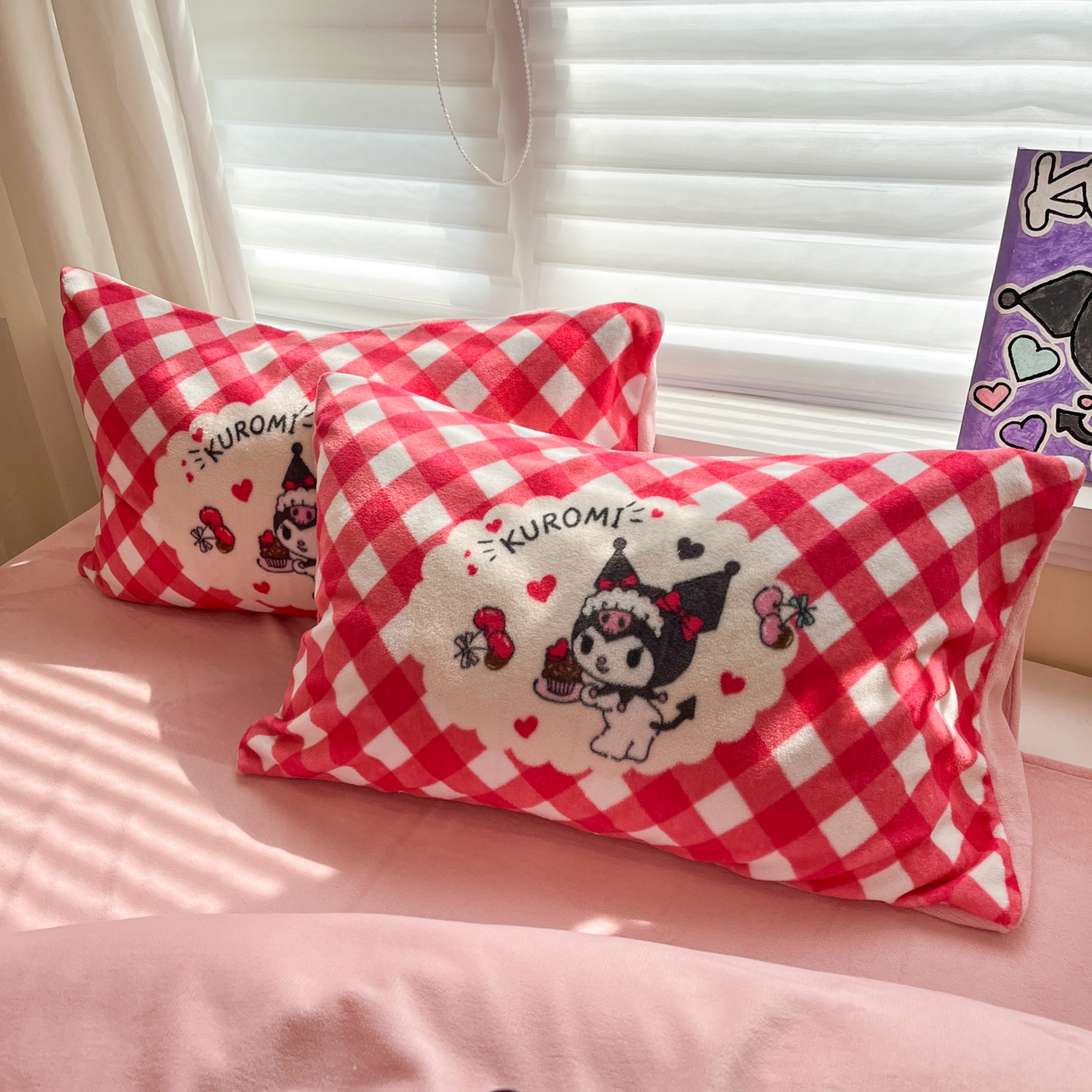 91家纺网 家纺一手货源 找家纺 金爱家 2025新品正版三丽鸥授权大版卡通平网数码印花加厚高克重牛奶绒系列四件套 绒大版-蛋糕库洛米