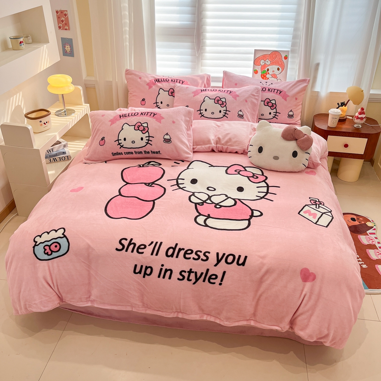 91家纺网 家纺一手货源 找家纺 金爱家 2025新品正版三丽鸥授权大版卡通平网数码印花加厚高克重牛奶绒系列四件套 绒大版-可爱kt猫