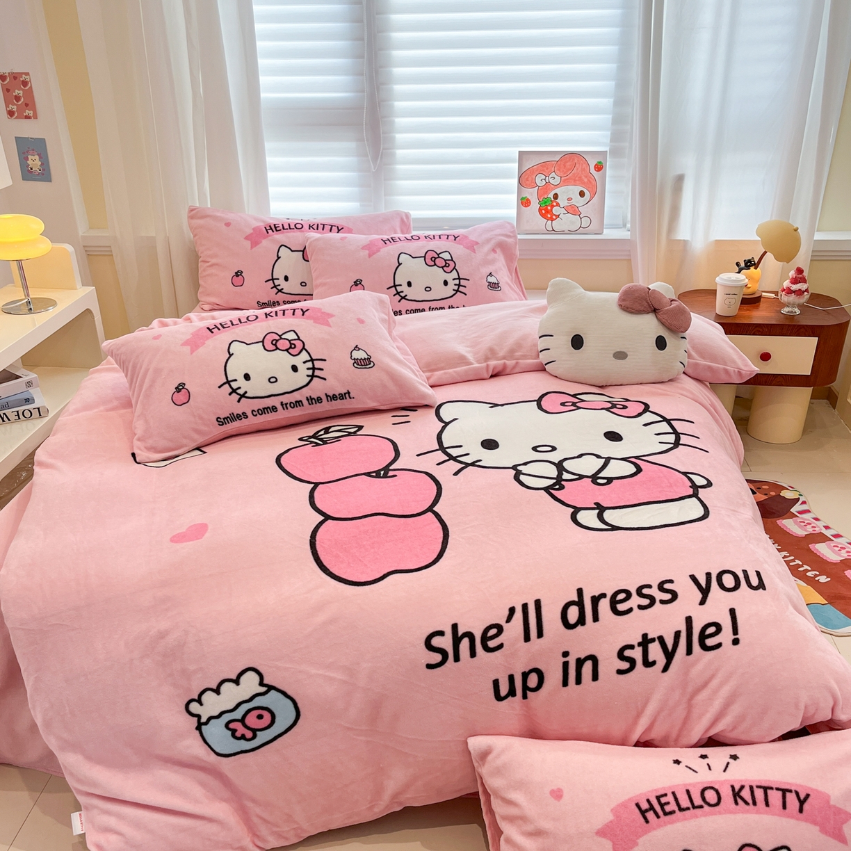 91家纺网 家纺一手货源 找家纺 金爱家 2025新品正版三丽鸥授权大版卡通平网数码印花加厚高克重牛奶绒系列四件套 绒大版-可爱kt猫