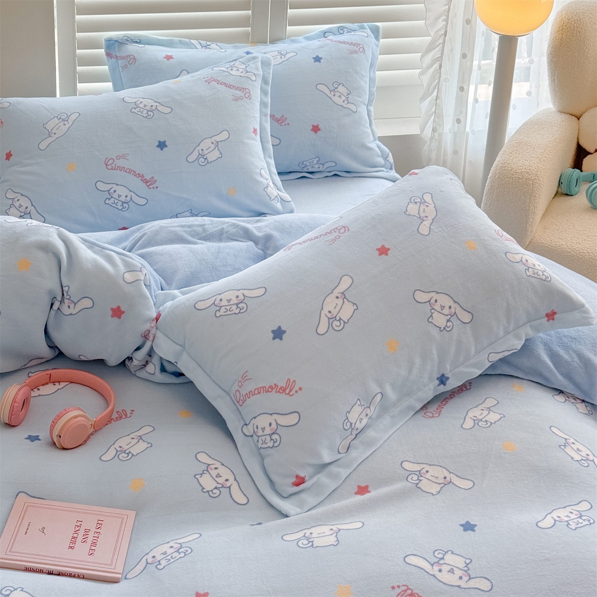 91家纺网 家纺一手货源 找家纺 名兮家居 2025新款经典奥特曼-三丽鸥高克重牛奶绒四件套 星星大耳狗