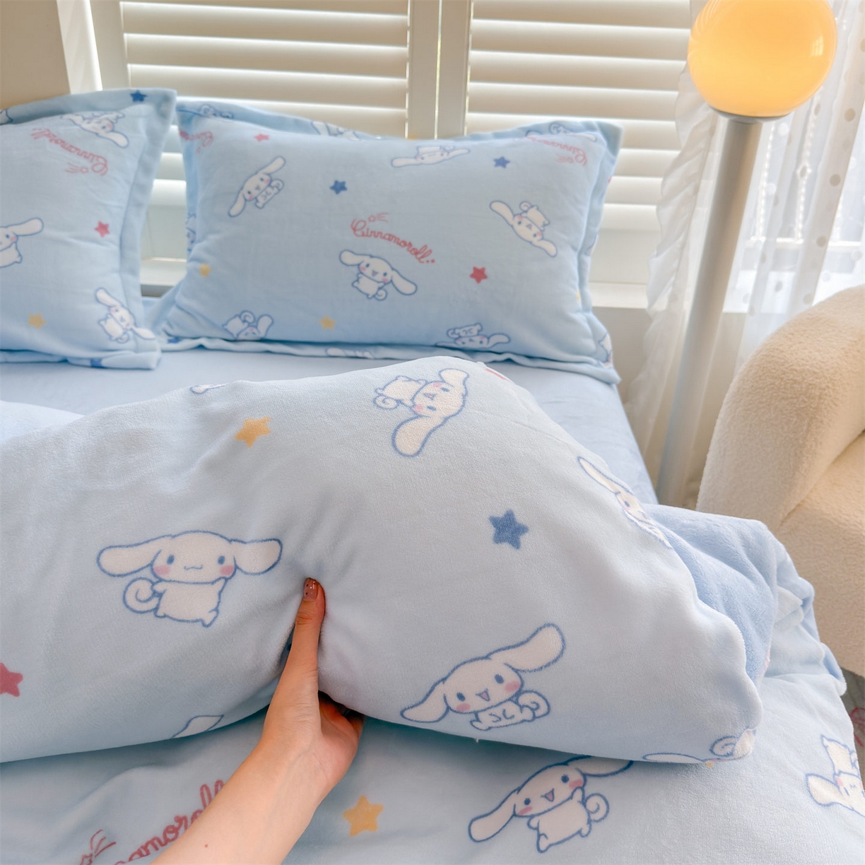 91家纺网 家纺一手货源 找家纺 名兮家居 2025新款经典奥特曼-三丽鸥高克重牛奶绒四件套 星星大耳狗