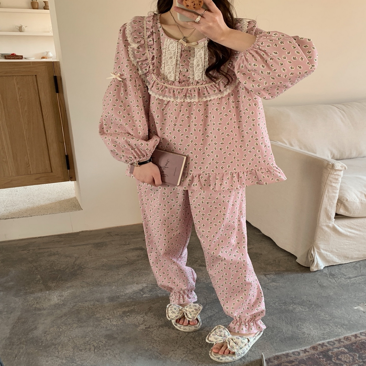 91家纺网 家纺一手货源 找家纺 （总）妍景家居生活馆 2025新款韩系25012-韩系圆领碎花套装粉