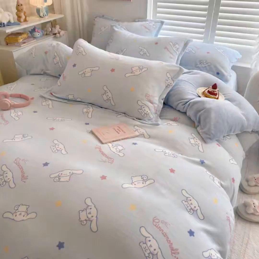 91家纺网 家纺一手货源 找家纺 名兮家居 2025新款经典奥特曼-三丽鸥高克重牛奶绒四件套 星星大耳狗