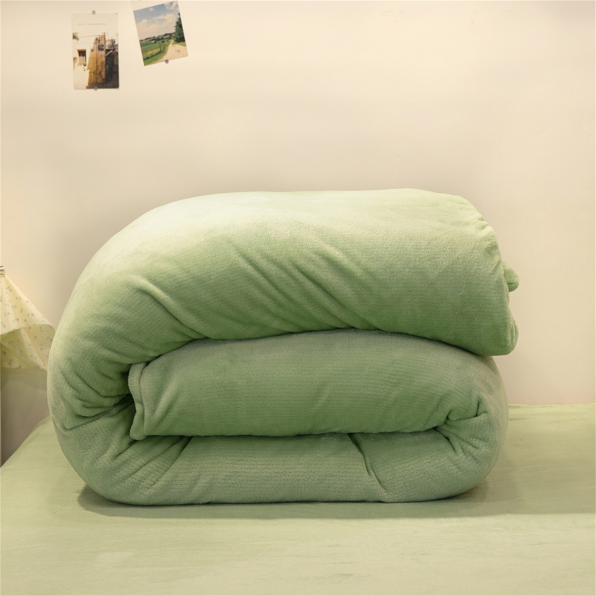 91家纺网 家纺一手货源 找家纺 兰紫橙家纺 2025新款双面绒纯色双拼牛奶绒四件套 浅绿