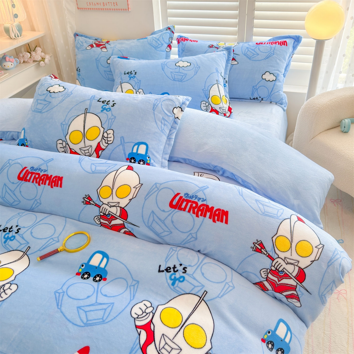 91家纺网 家纺一手货源 找家纺 名兮家居 2025新款经典奥特曼-三丽鸥高克重牛奶绒四件套 云朵奥特曼