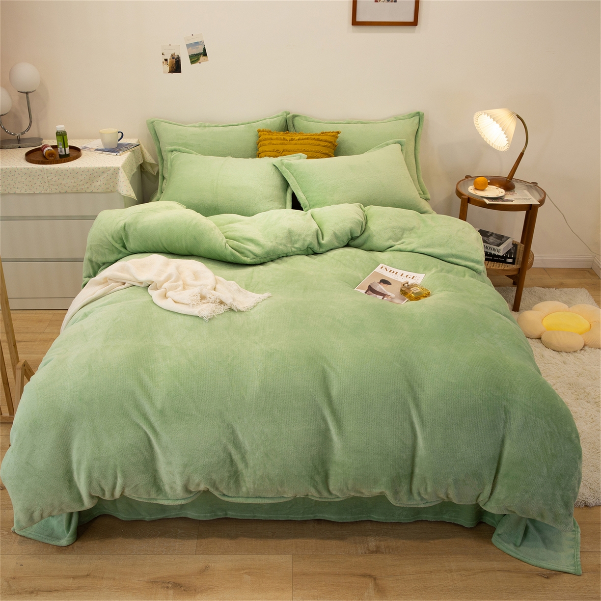 91家纺网 家纺一手货源 找家纺 兰紫橙家纺 2025新款双面绒纯色双拼牛奶绒四件套 浅绿