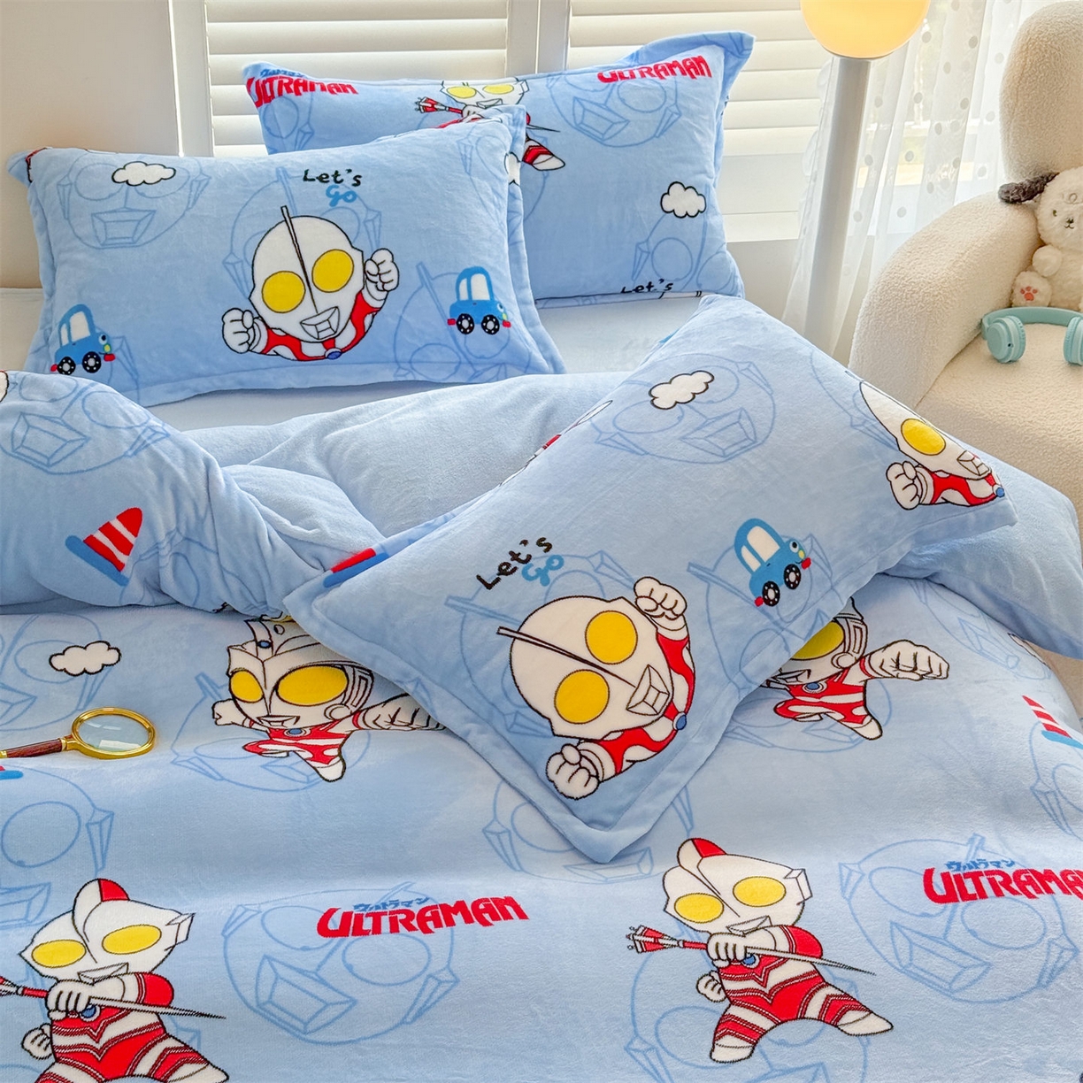 91家纺网 家纺一手货源 找家纺 名兮家居 2025新款经典奥特曼-三丽鸥高克重牛奶绒四件套 云朵奥特曼