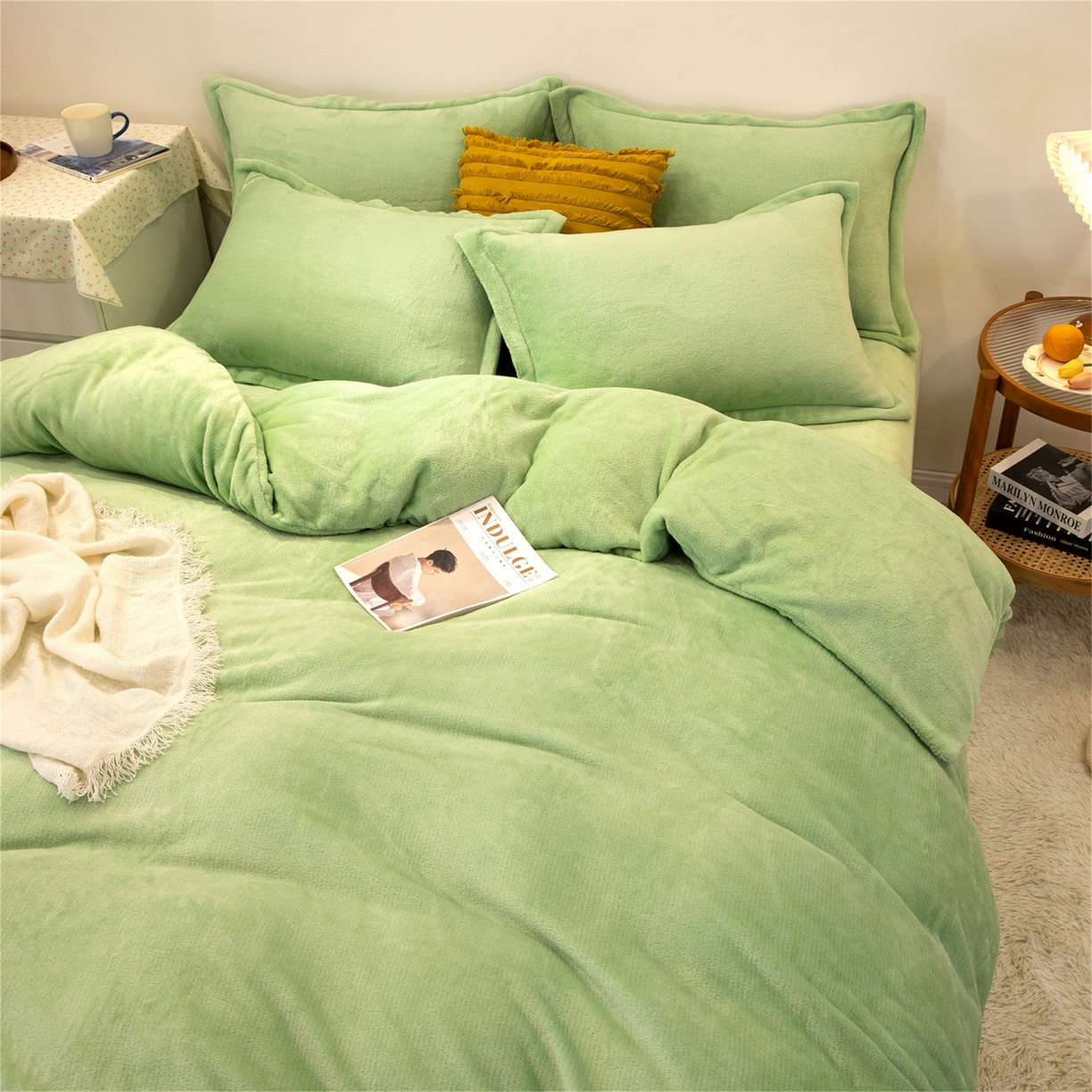 91家纺网 家纺一手货源 找家纺 兰紫橙家纺 2025新款双面绒纯色双拼牛奶绒四件套 浅绿
