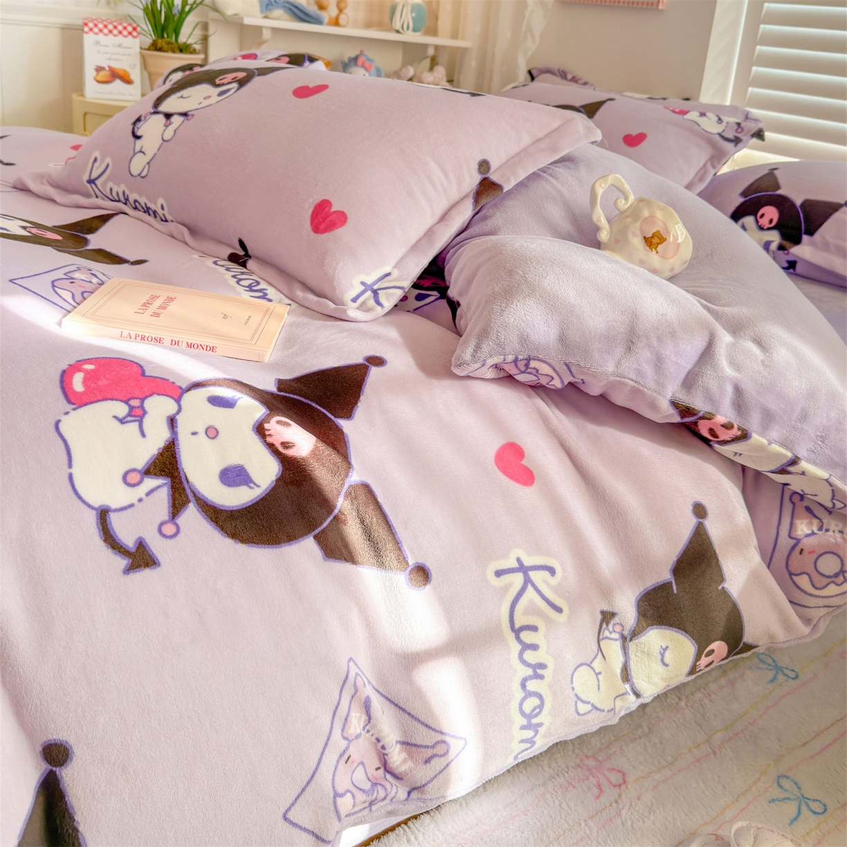 91家纺网 家纺一手货源 找家纺 名兮家居 2025新款经典奥特曼-三丽鸥高克重牛奶绒四件套 紫色库洛米