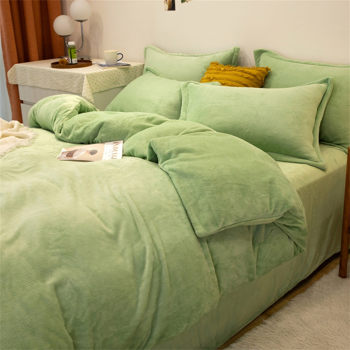 91家纺网 家纺一手货源 找家纺 兰紫橙家纺 2025新款双面绒纯色双拼牛奶绒四件套 浅绿