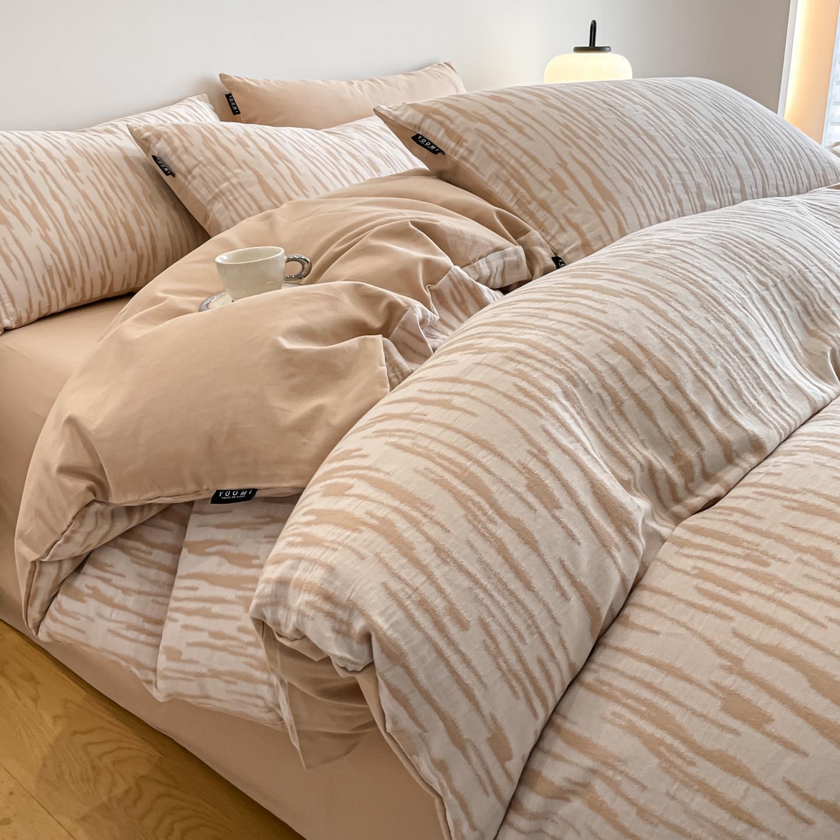 91家纺网 家纺一手货源 找家纺 涵宸家纺 2025新款全棉磨毛色织提花四件套 碧舟-茶色