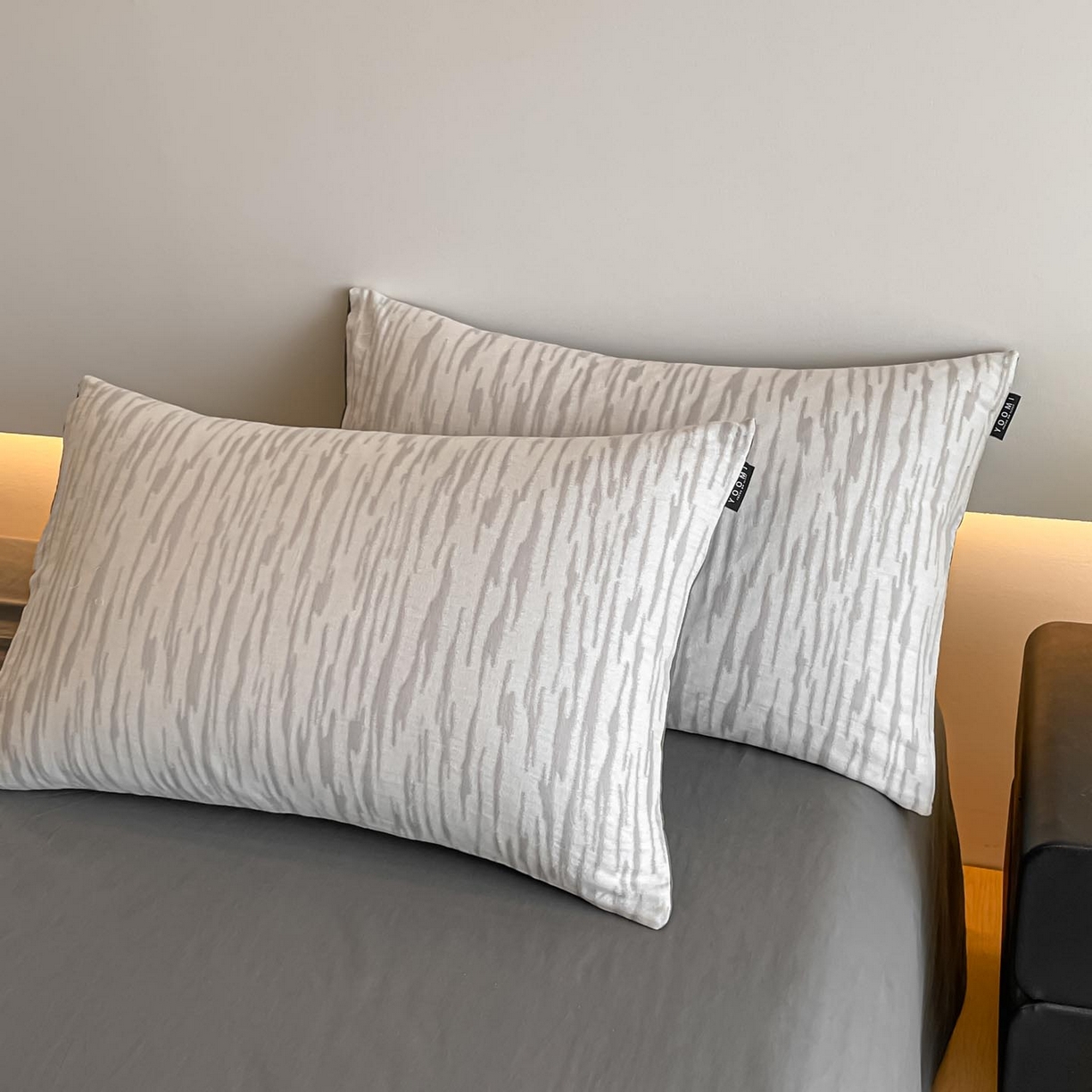 91家纺网 家纺一手货源 找家纺 涵宸家纺 2025新款全棉磨毛色织提花四件套 碧舟-灰