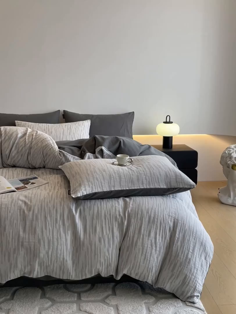 91家纺网 家纺一手货源 找家纺 涵宸家纺 2025新款全棉磨毛色织提花四件套 碧舟-灰