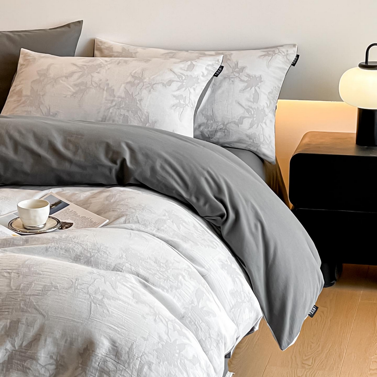 91家纺网 家纺一手货源 找家纺 涵宸家纺 2025新款全棉磨毛色织提花四件套 叠韵