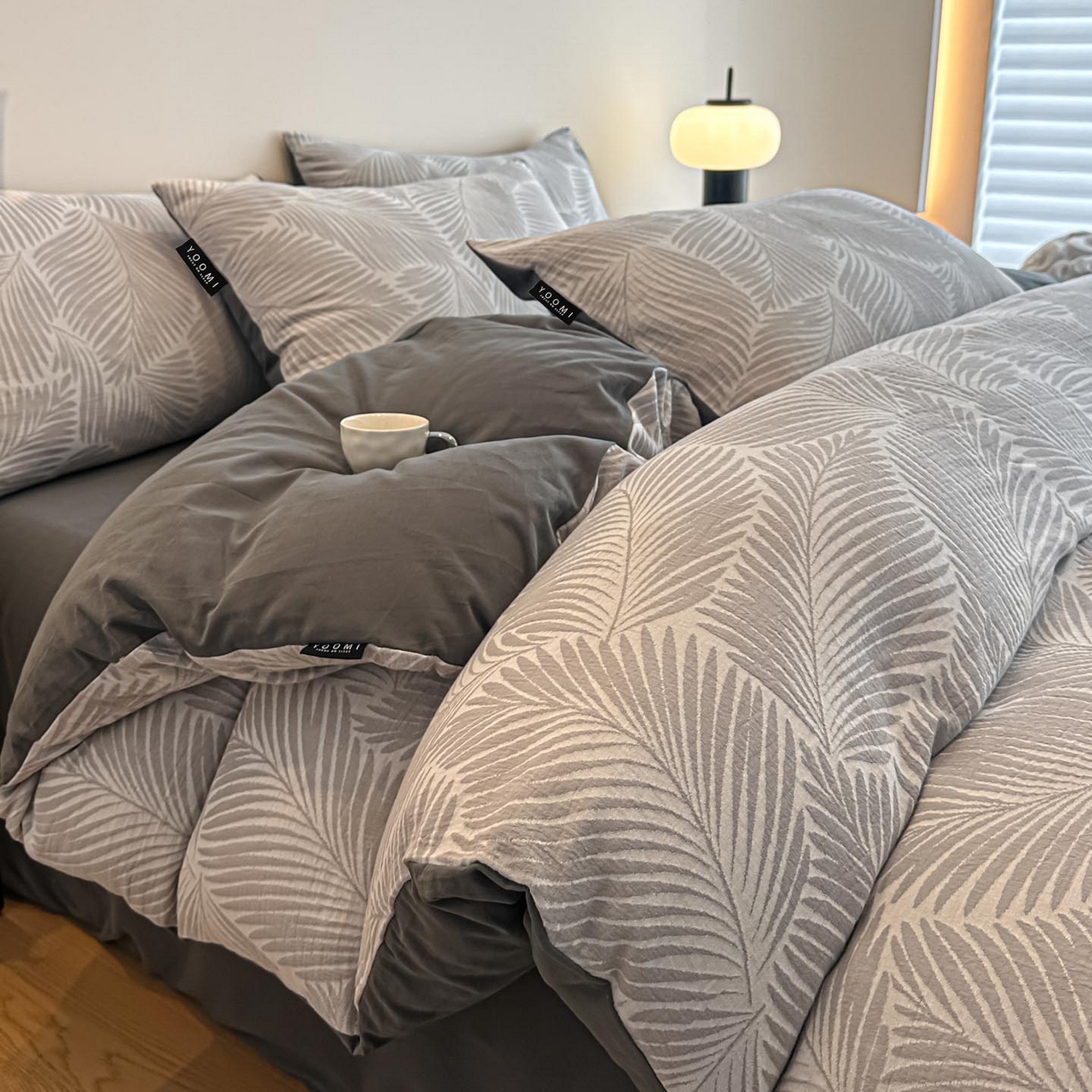 91家纺网 家纺一手货源 找家纺 涵宸家纺 2025新款全棉磨毛色织提花四件套 峦影叠-灰