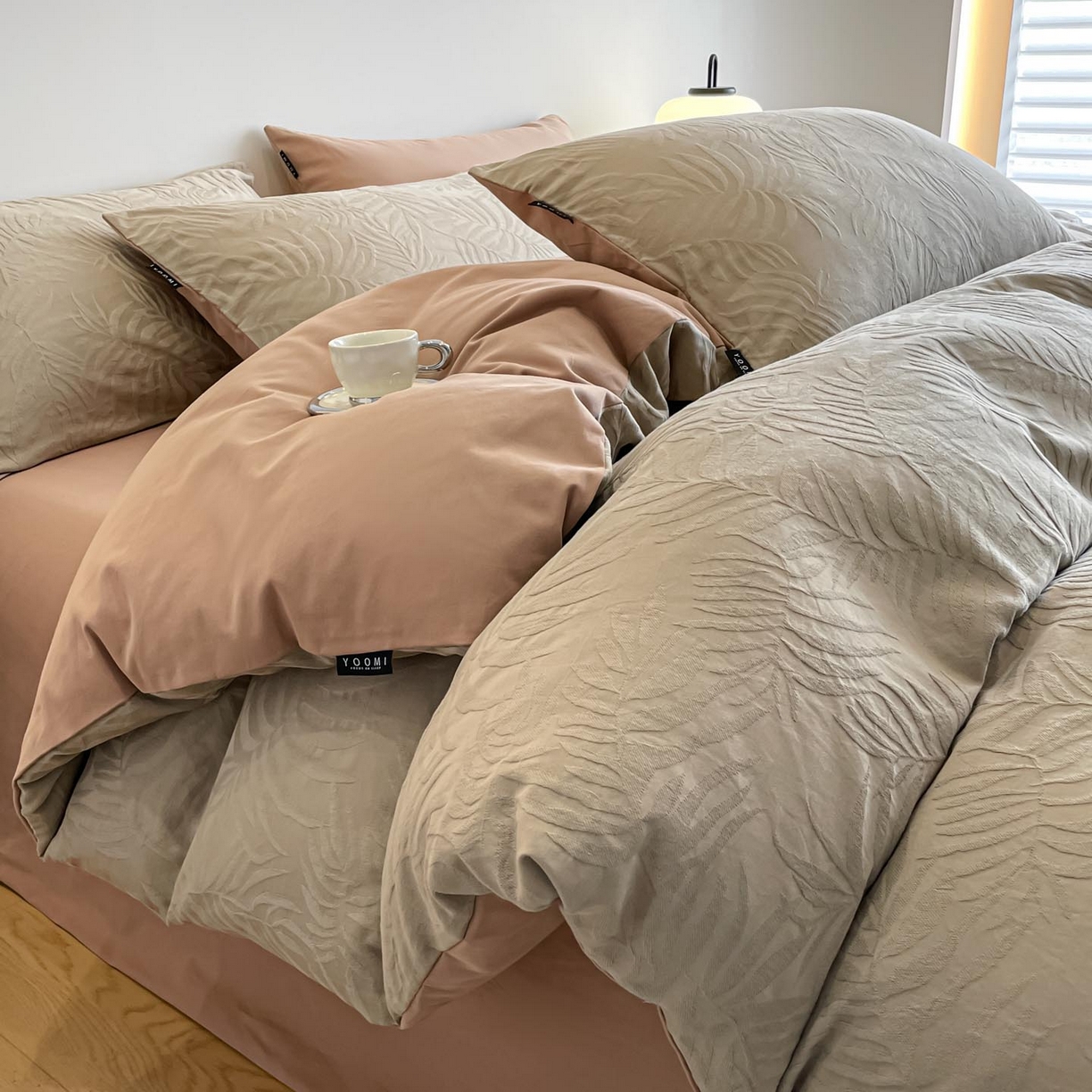 91家纺网 家纺一手货源 找家纺 涵宸家纺 2025新款全棉磨毛色织提花四件套 擎苍叶