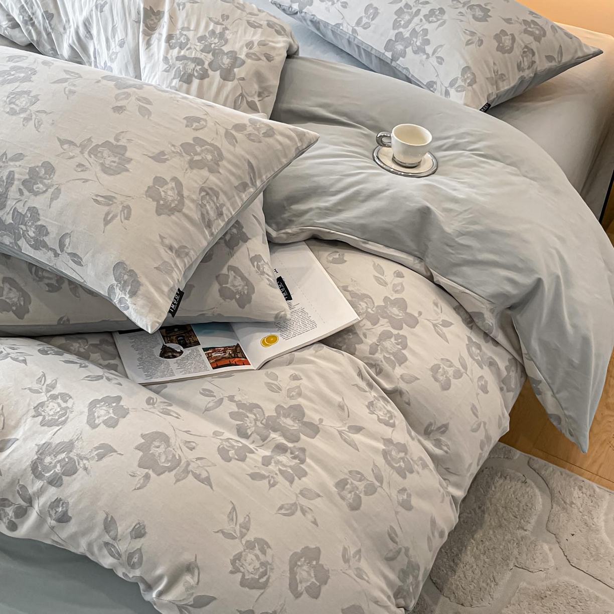 91家纺网 家纺一手货源 找家纺 涵宸家纺 2025新款全棉磨毛色织提花四件套 月移棠-灰