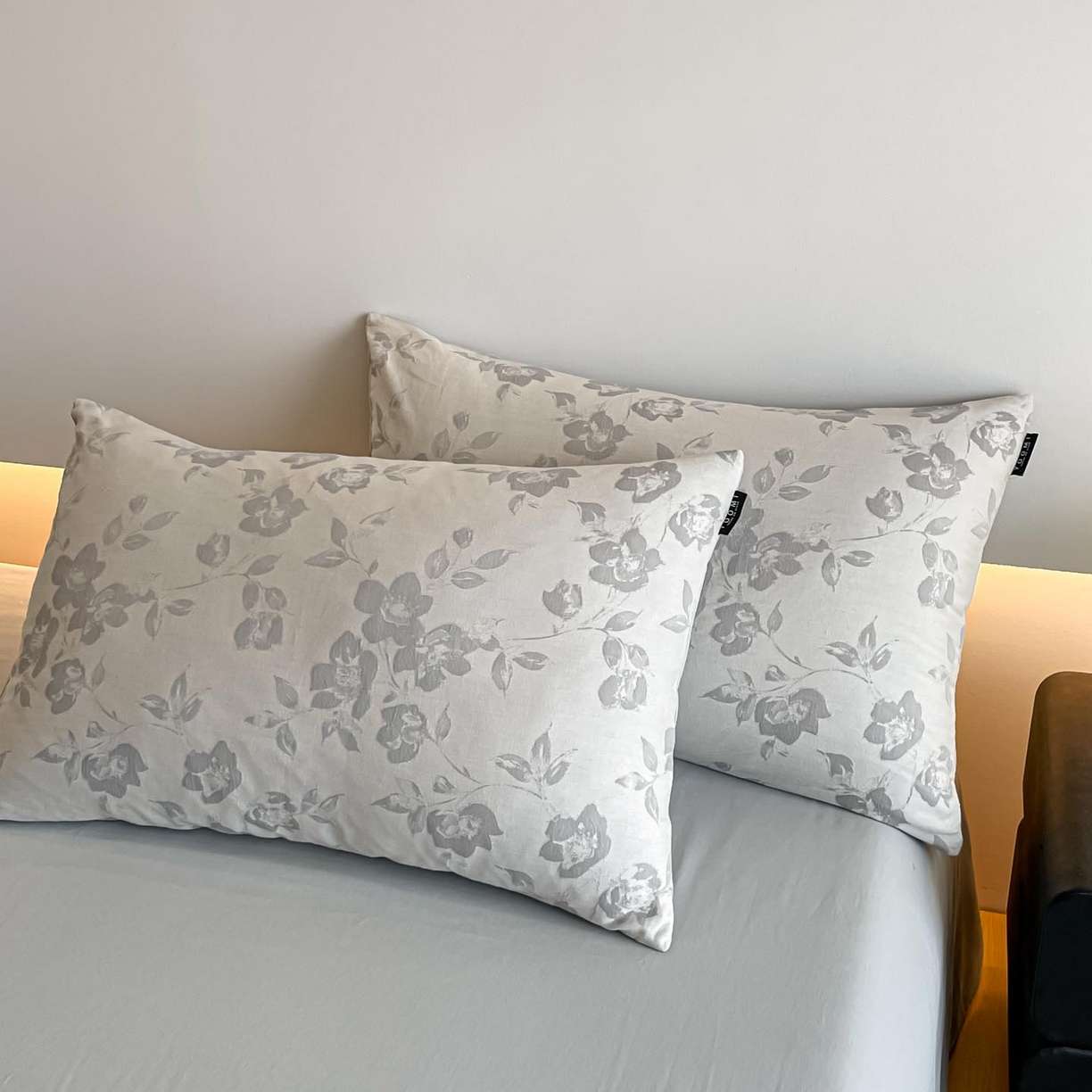 91家纺网 家纺一手货源 找家纺 涵宸家纺 2025新款全棉磨毛色织提花四件套 月移棠-灰