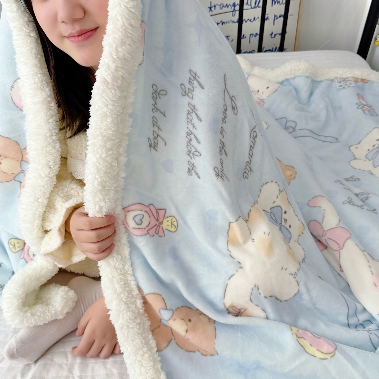 91家纺网 家纺一手货源 找家纺 航途席业 2025新款200g牛奶绒羊羔绒毛毯 礼物猫