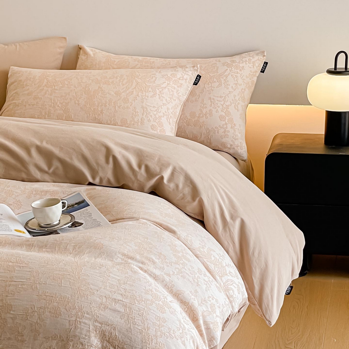 91家纺网 家纺一手货源 找家纺 涵宸家纺 2025新款全棉磨毛色织提花四件套 韵绣