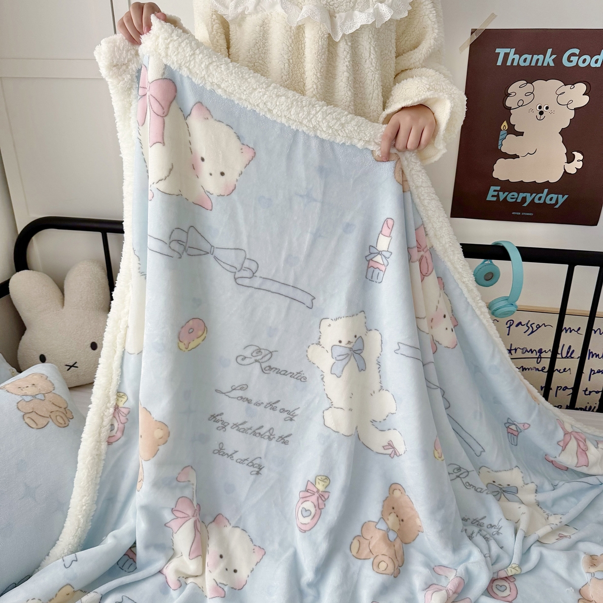 91家纺网 家纺一手货源 找家纺 航途席业 2025新款200g牛奶绒羊羔绒毛毯 礼物猫