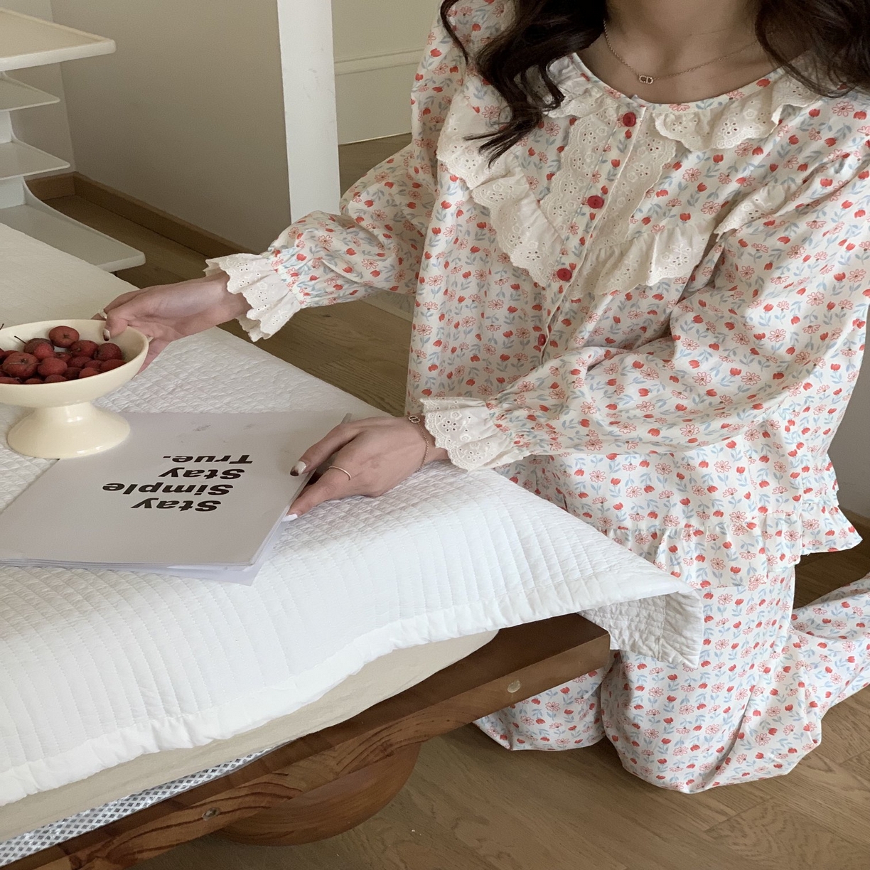 91家纺网 家纺一手货源 找家纺 （总）妍景家居生活馆 2025新款韩系82769-印花蕾丝玫瑰套装