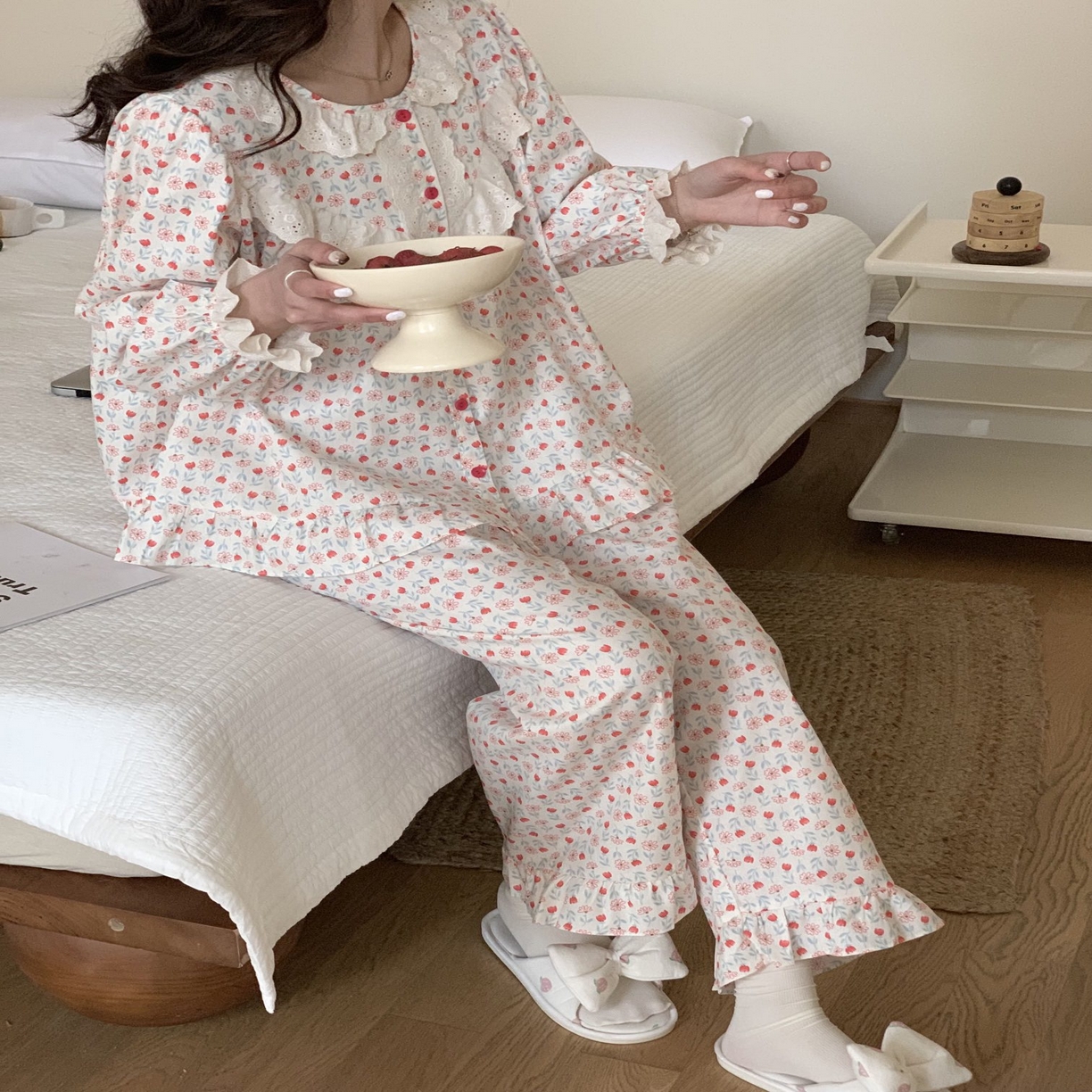 91家纺网 家纺一手货源 找家纺 （总）妍景家居生活馆 2025新款韩系82769-印花蕾丝玫瑰套装