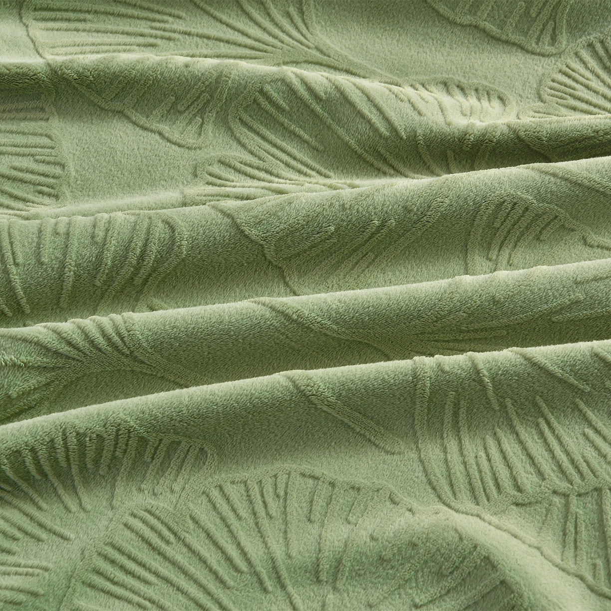 91家纺网 家纺一手货源 找家纺 苏迪网销供货 2025新款牛奶绒四件套A类高克重全消光雕花一字绣工艺款 银杏叶-豆绿