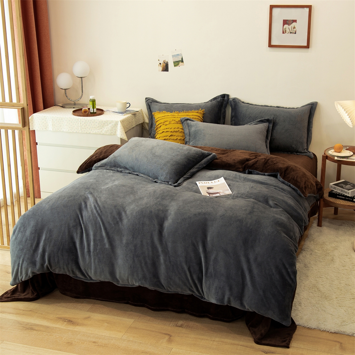 91家纺网 家纺一手货源 找家纺 兰紫橙家纺 2025新款双面绒纯色双拼牛奶绒四件套 深灰+咖啡