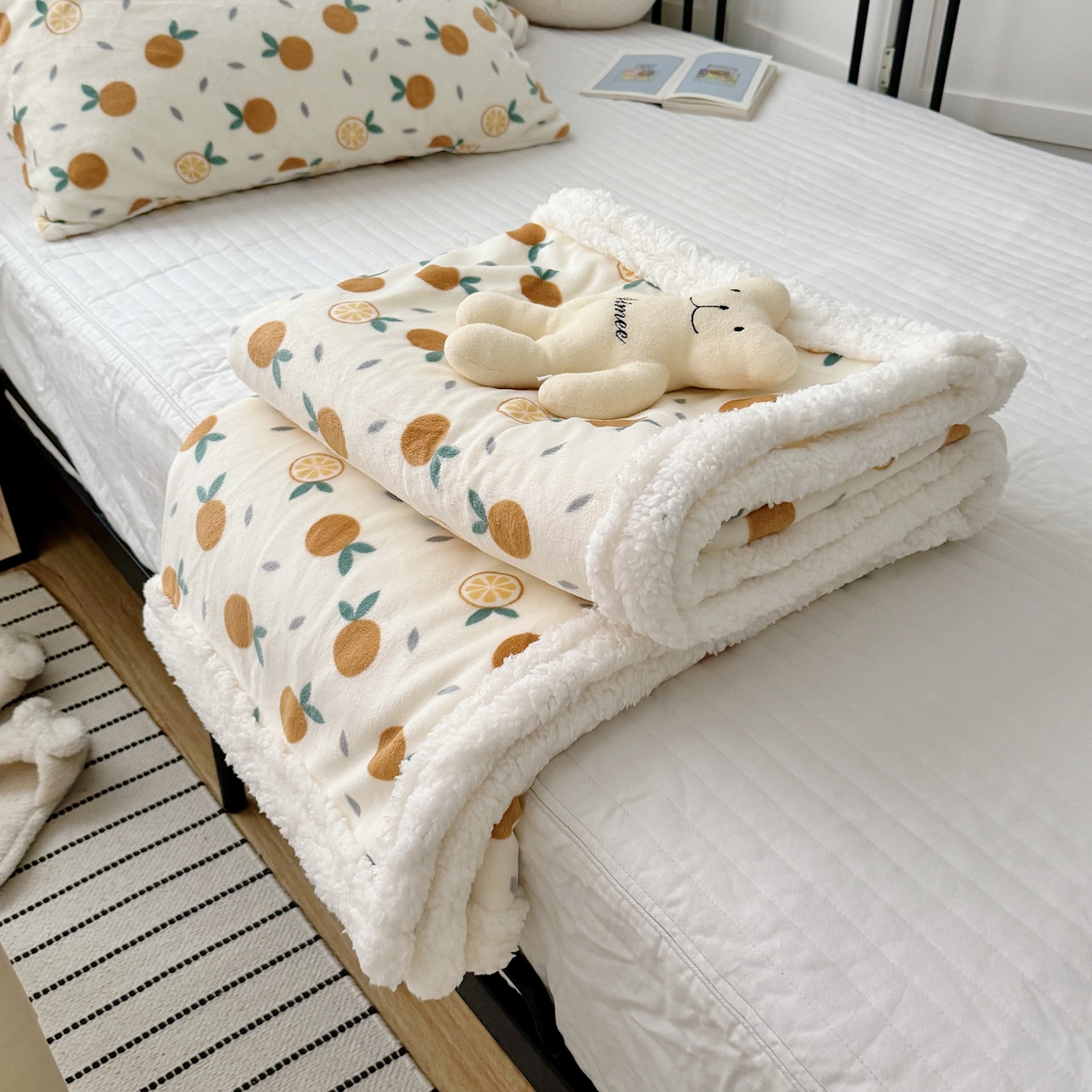 航途席业 2025新款200g牛奶绒羊羔绒毛毯 小橘子