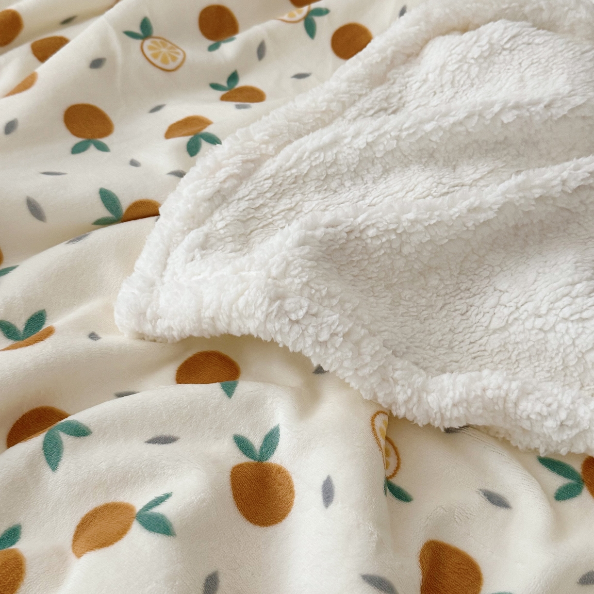 91家纺网 家纺一手货源 找家纺 航途席业 2025新款200g牛奶绒羊羔绒毛毯 小橘子