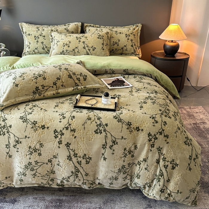 91家纺网 家纺一手货源 找家纺 （总）大米家居 2025新款高克重简约雕花绒四件套寒梅系列