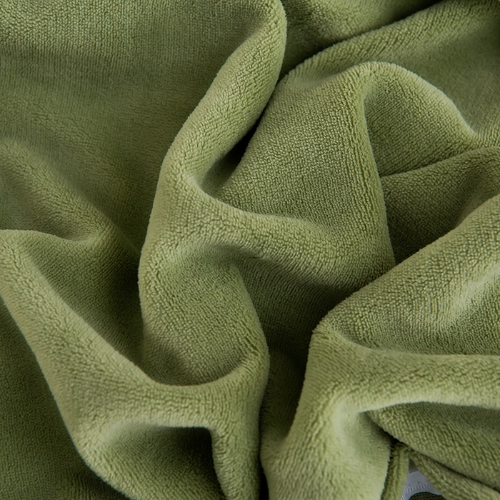 91家纺网 家纺一手货源 找家纺 苏迪网销供货 2025新款牛奶绒四件套A类高克重全消光雕花一字绣工艺款 芭蕉叶-豆绿